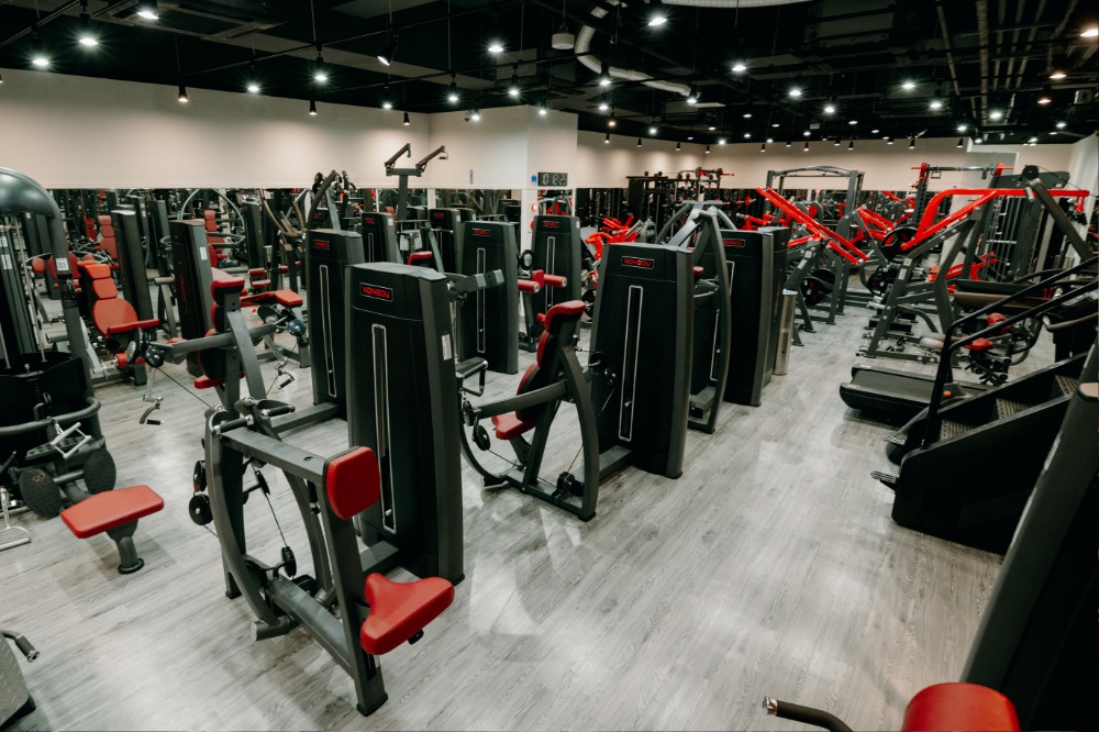 AUN'S GYM 新潟赤道店の充実した設備ラインナップ